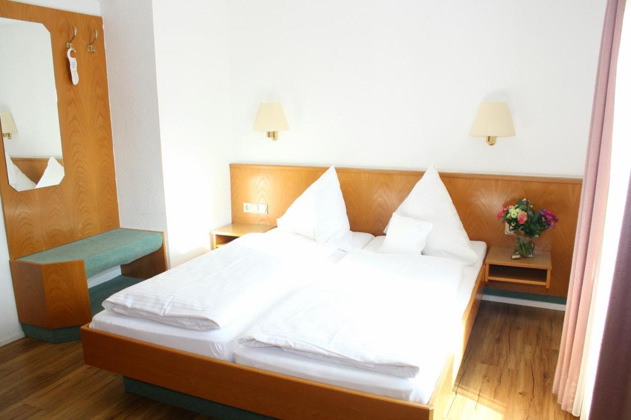 Landgasthof Gruener Baum Hotel Hochdorf (Biberach)
